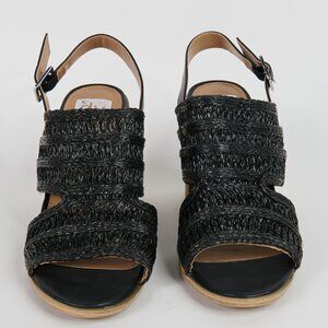 Dolce Vita Black Sandal Heels w/Brown Chunky Heel - NWOT - Size 9.5